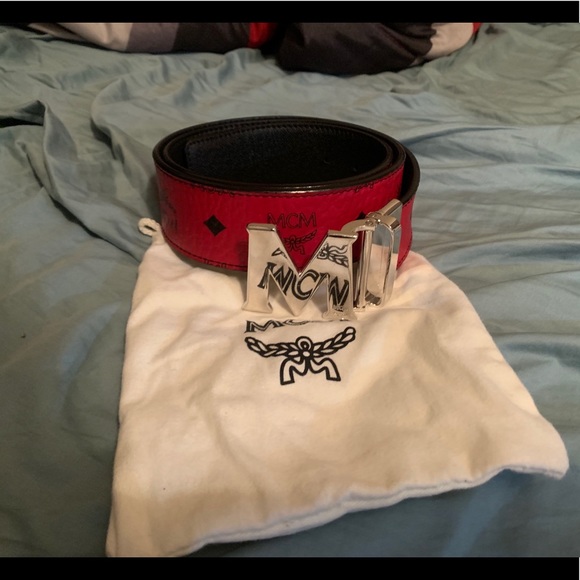 Reversible MCM Belt